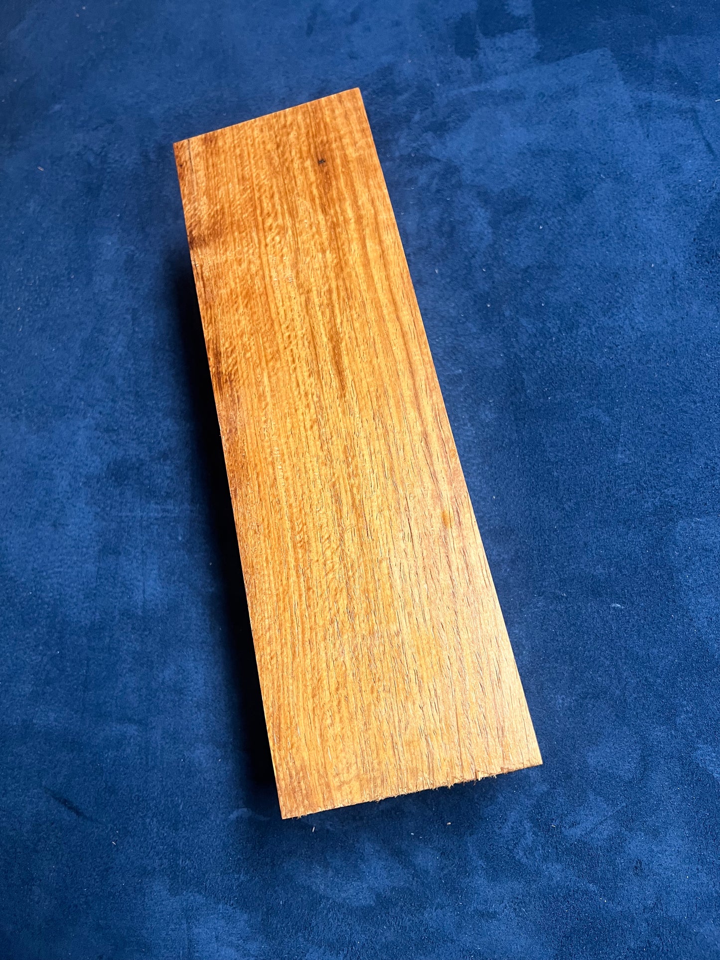 New Guinea Rosewood 325x95x95mm