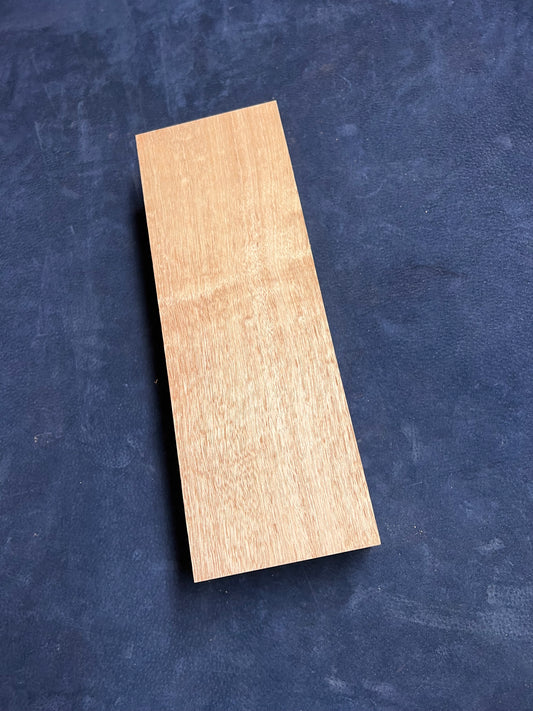 Brown Beech            310x105x80mm