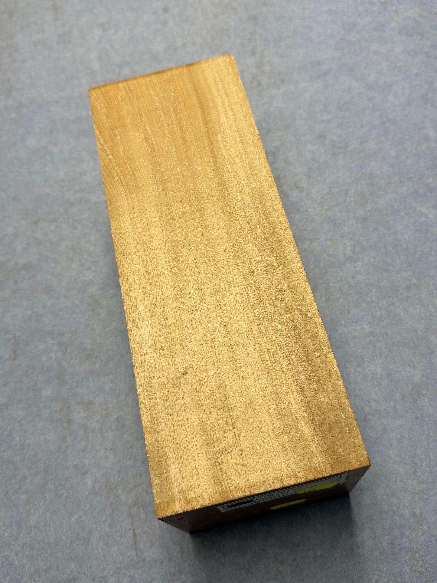 White Beech 280x102x102mm