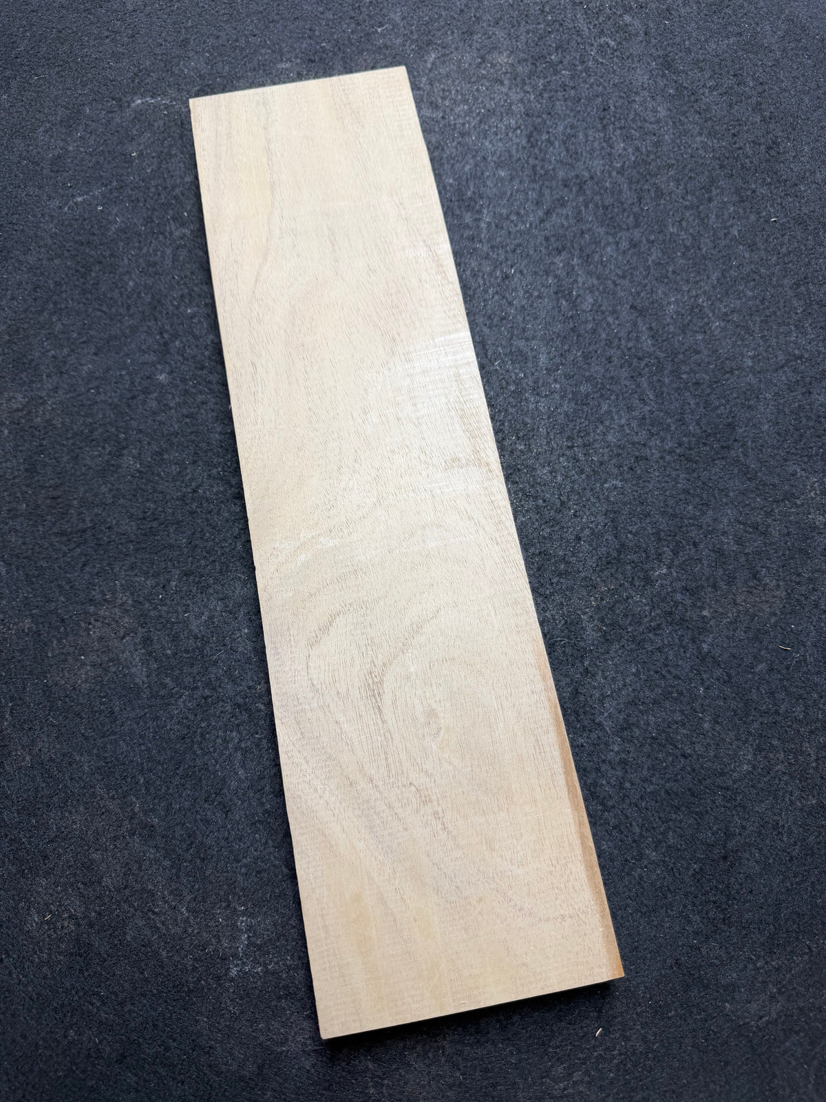 White Beech      415x106x25mm