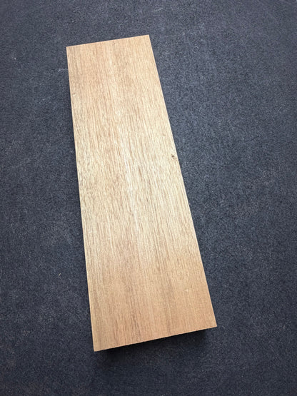 Brown Beech     400x126x68mm