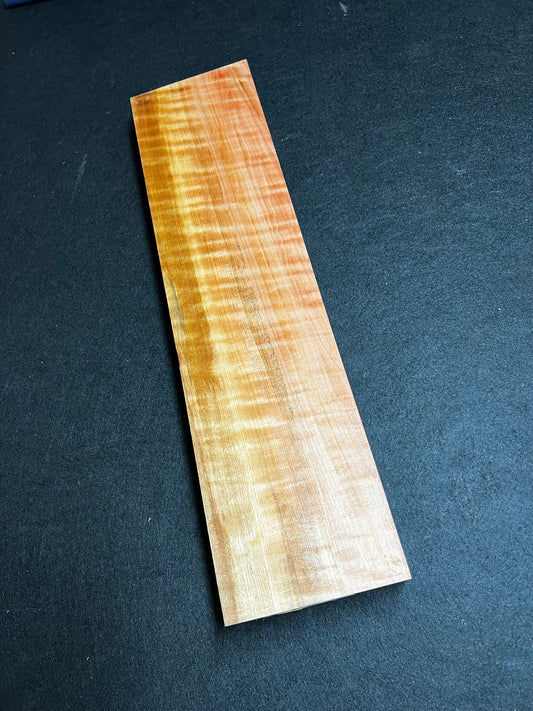 Figured Myrtle Beech 500x1230x47mm
