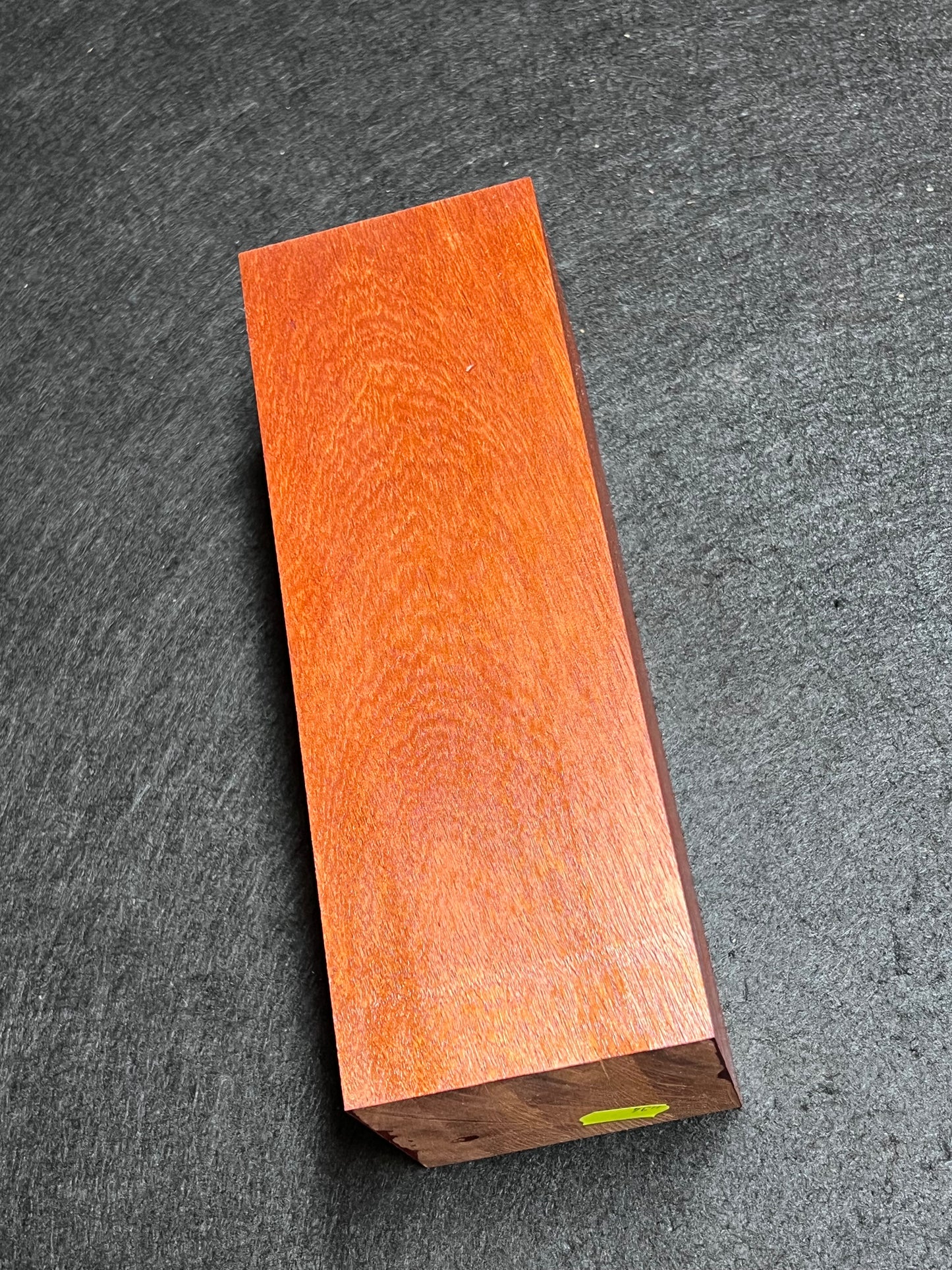 Rose Mahogany 225x81x79mm