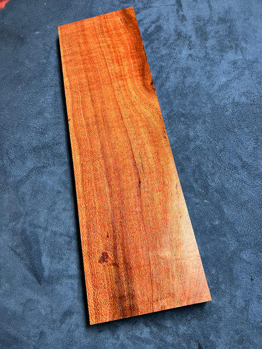 Beefwood 540x155x30mm