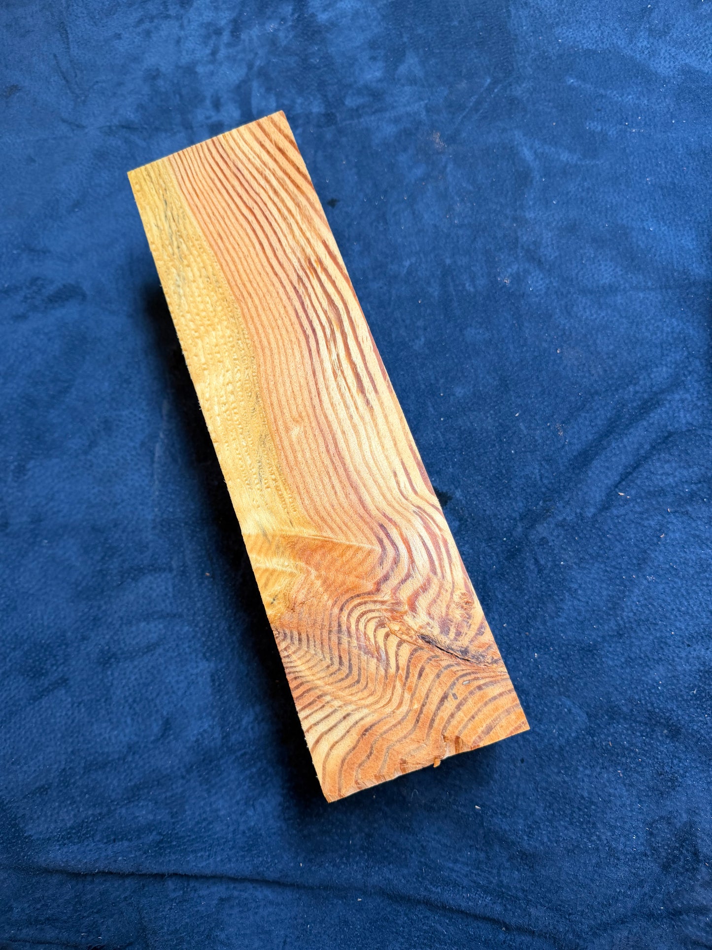 Himalayan Cedar 335x90x90mm