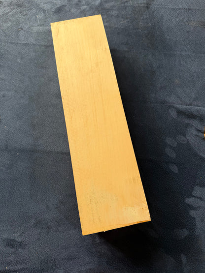 Huon Pine. 445x116x90mm