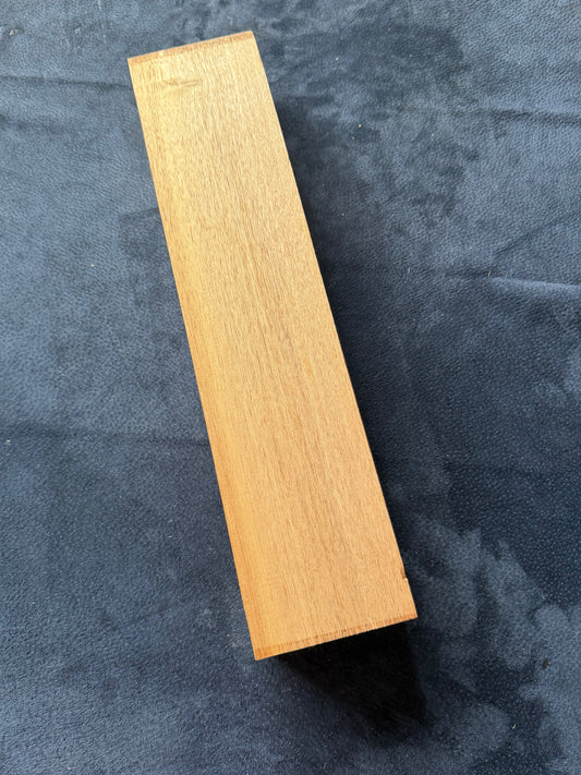 Brown Beech. 410x91x66mm