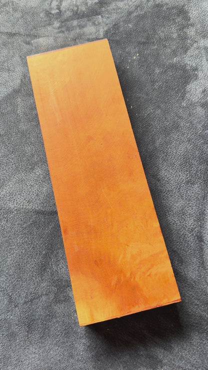 Rose Mahogany. 375x120x42mm