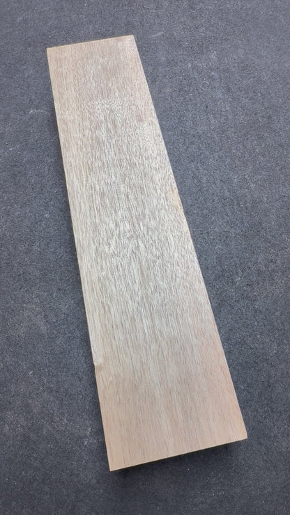 Brown Beech     460x110x67mm