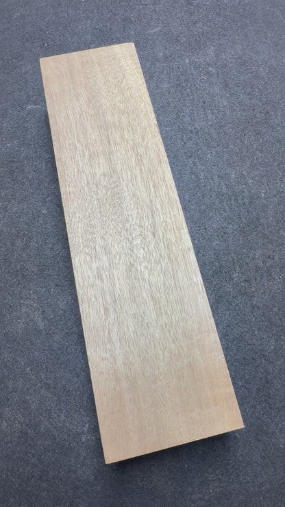 Brown Beech     435x115x67mm