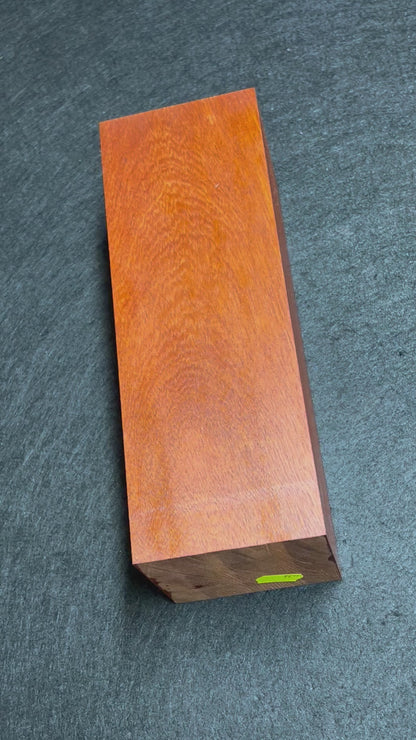 Rose Mahogany 225x81x79mm