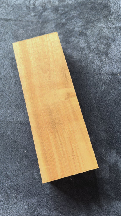 Brown Beech. 310x108x67mm