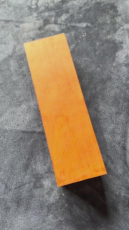 Rose Mahogany. 290x86x86mm