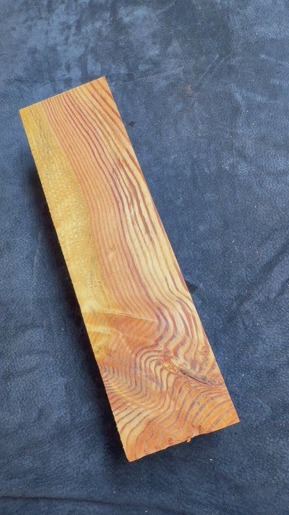 Himalayan Cedar 335x90x90mm