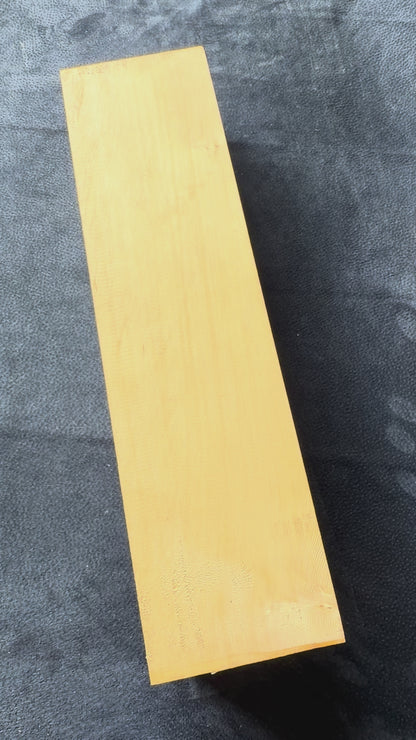 Huon Pine. 445x116x90mm